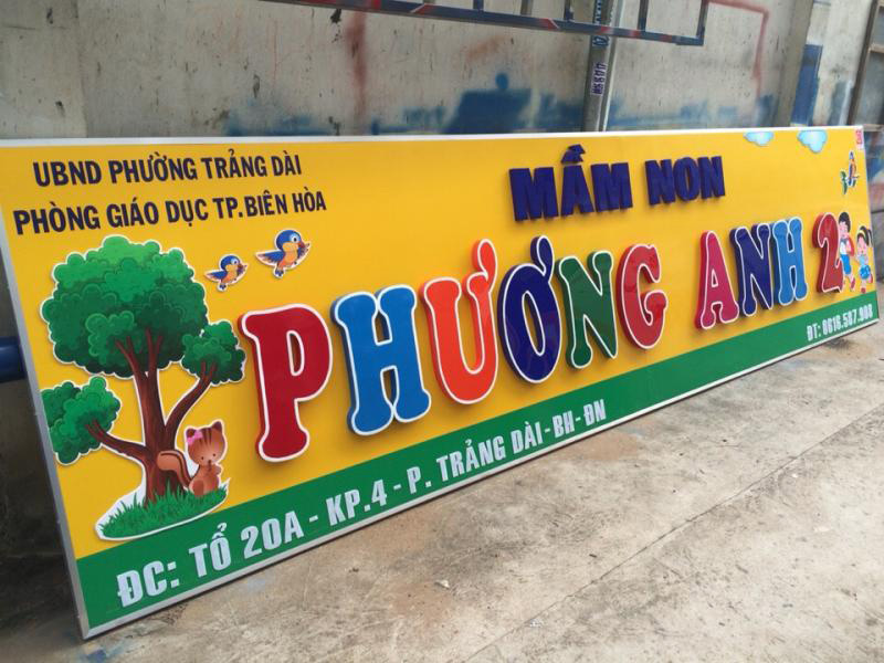 https://adv.id.vn/nhung-mau-bang-hieu-truong-man-non-dep-so-1/