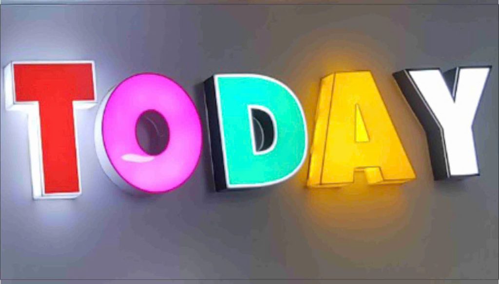 Chữ mica sáng chân - Giải pháp quảng cáo hiệu quả